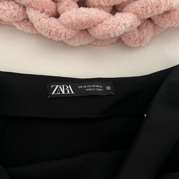 Zara black skirt - Picture 3 of 3